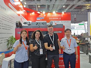 金锋锯床亮相上海工博会