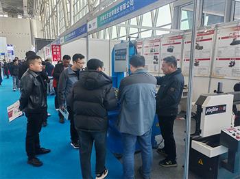 金锋带锯床亮相合肥机床展：高效精准稳定，吸睛无数